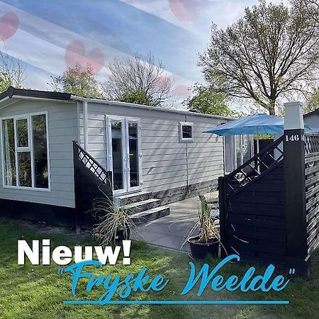 Ervaar 'Fryske Weelde' Op Vijf Sterren Vakantiepark De Kuilart Koudum Exterior foto