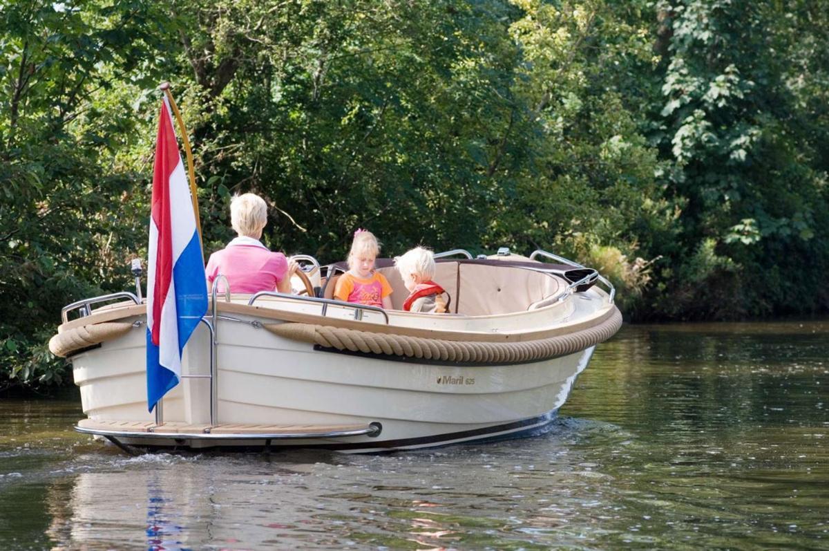 Ervaar 'Fryske Weelde' Op Vijf Sterren Vakantiepark De Kuilart Koudum Exterior foto